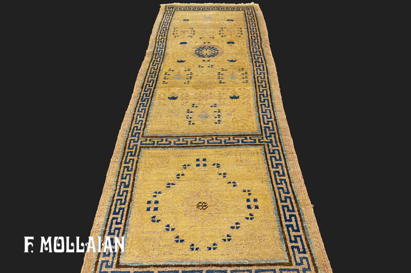 Antique Khotan Rug n°:76380440